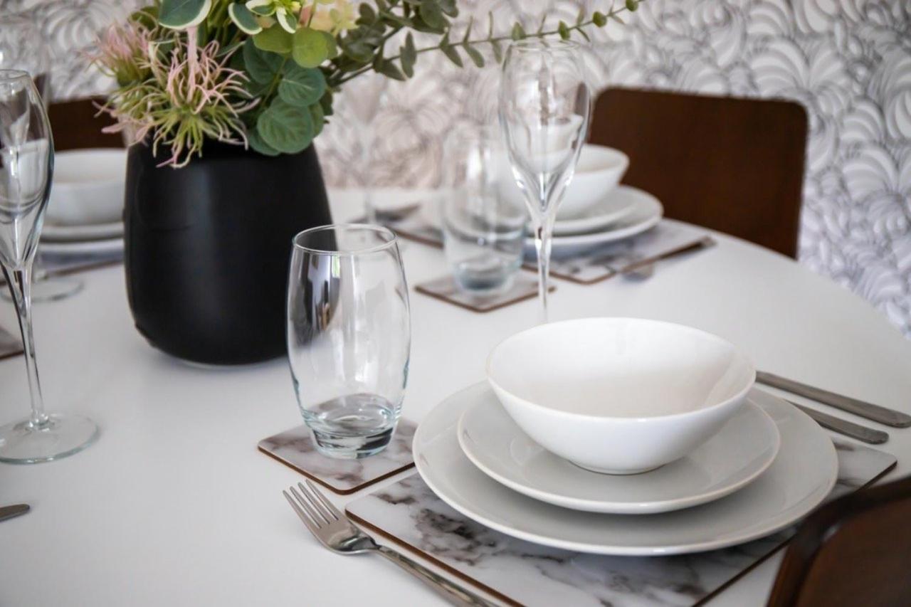 Guestready - Homely Leeds City Apartment Sleep 4 Meanwood Eksteriør billede