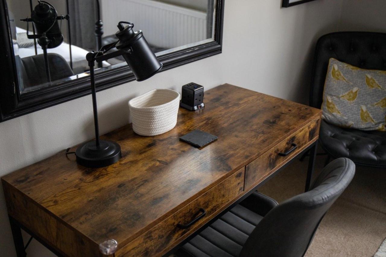 Guestready - Homely Leeds City Apartment Sleep 4 Meanwood Eksteriør billede