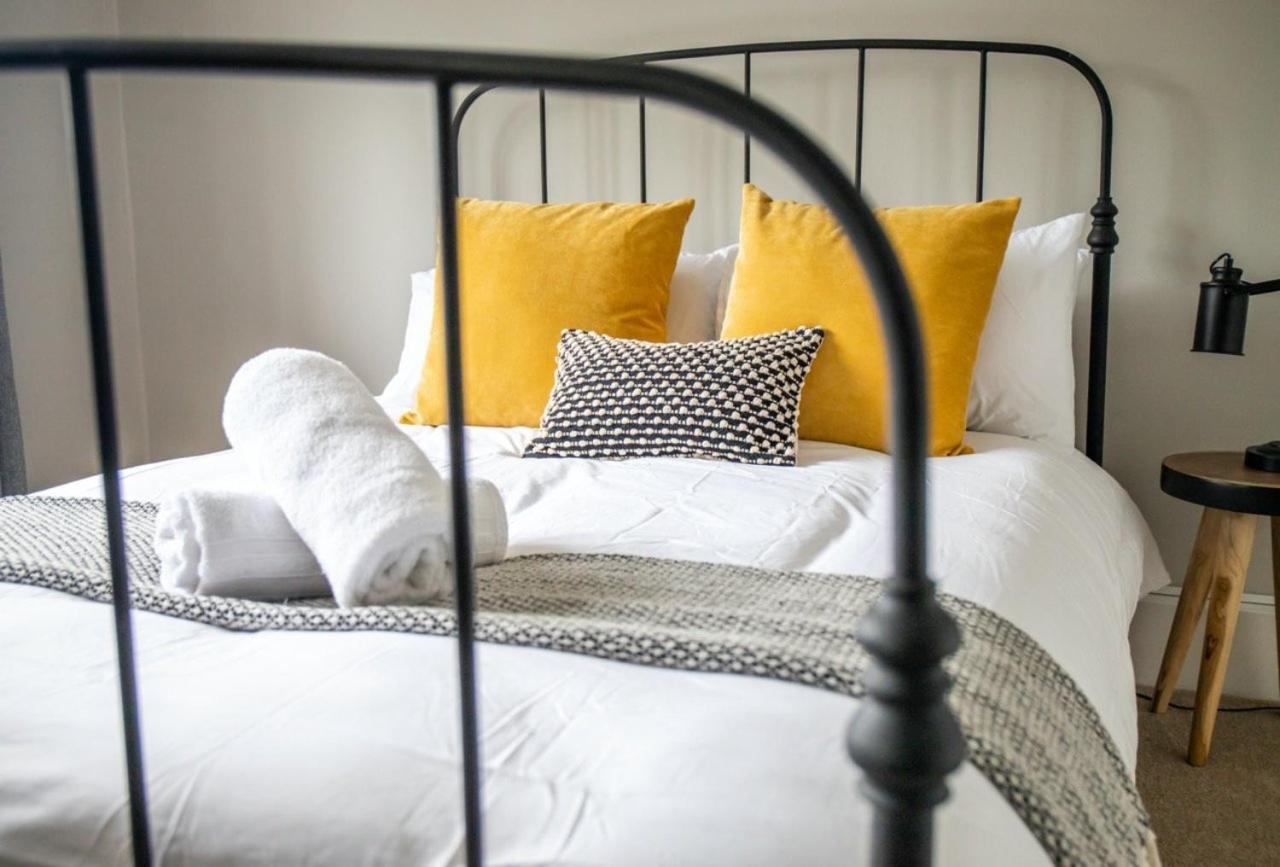 Guestready - Homely Leeds City Apartment Sleep 4 Meanwood Eksteriør billede
