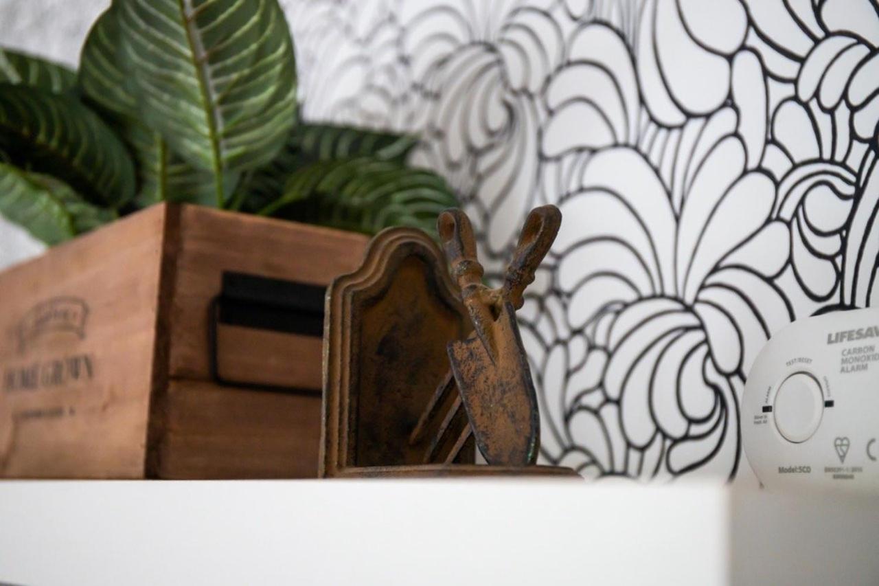 Guestready - Homely Leeds City Apartment Sleep 4 Meanwood Eksteriør billede