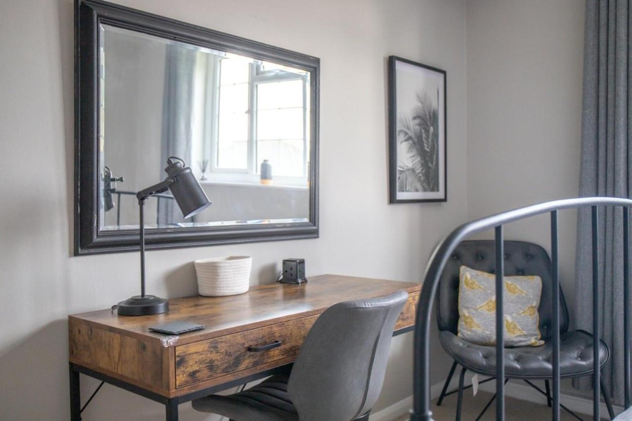 Guestready - Homely Leeds City Apartment Sleep 4 Meanwood Eksteriør billede