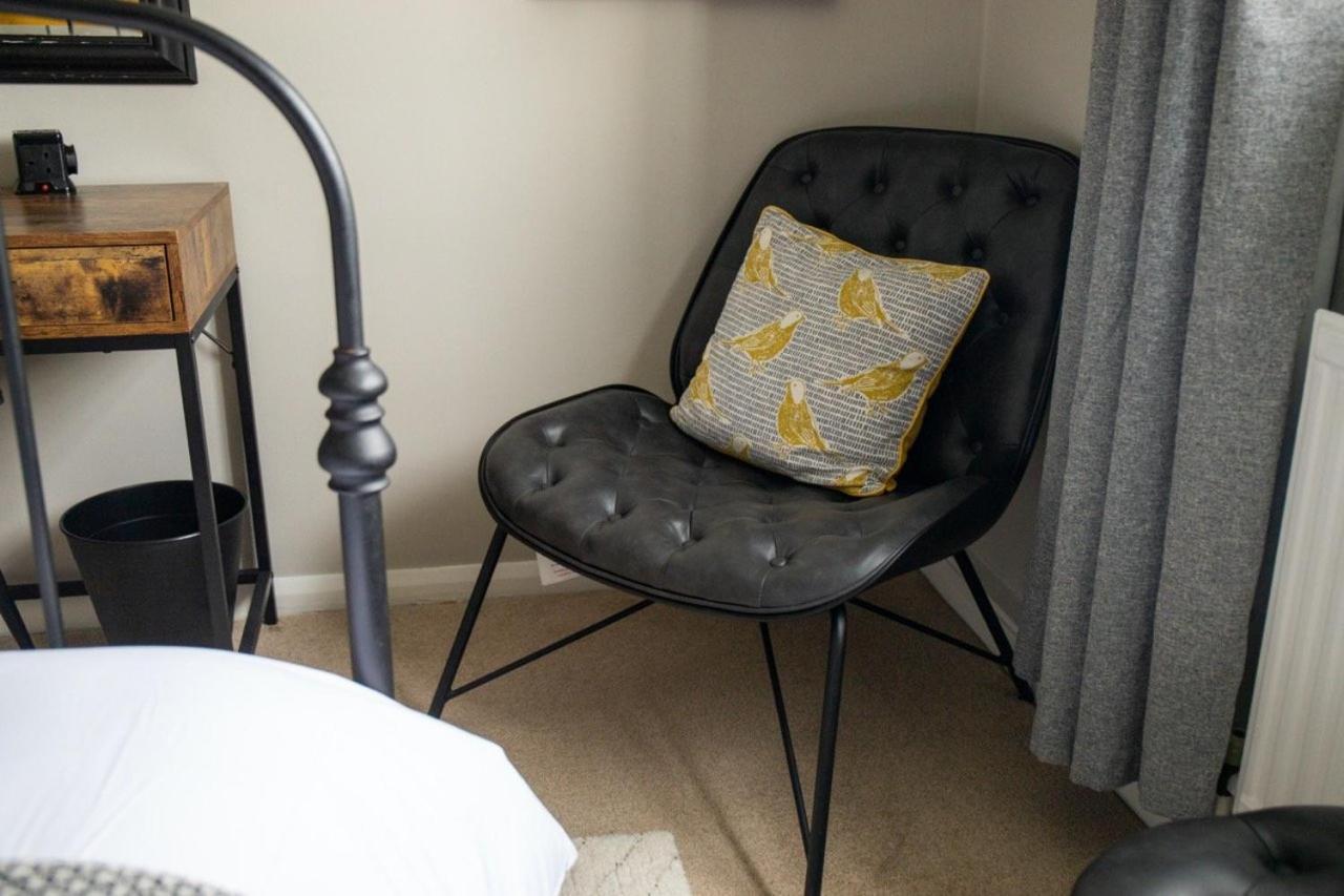 Guestready - Homely Leeds City Apartment Sleep 4 Meanwood Eksteriør billede