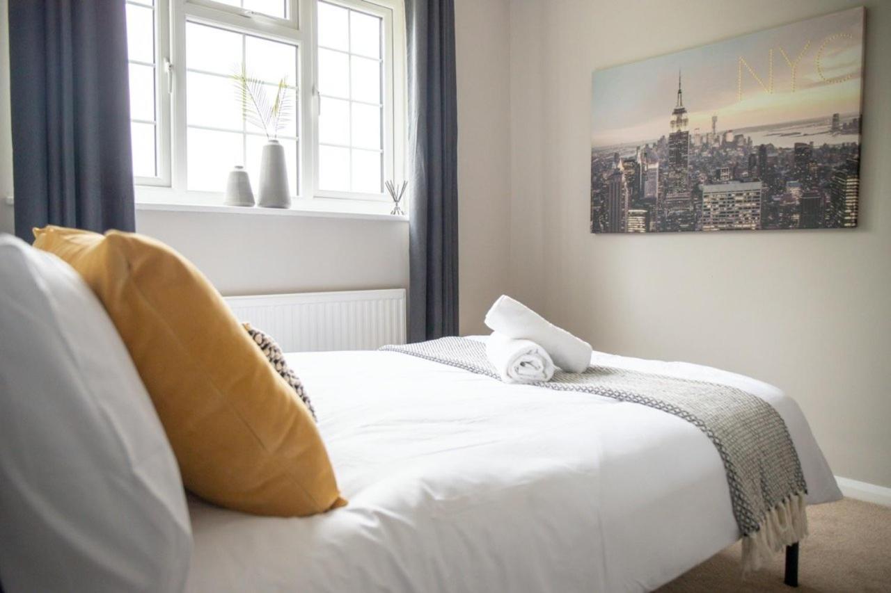 Guestready - Homely Leeds City Apartment Sleep 4 Meanwood Eksteriør billede