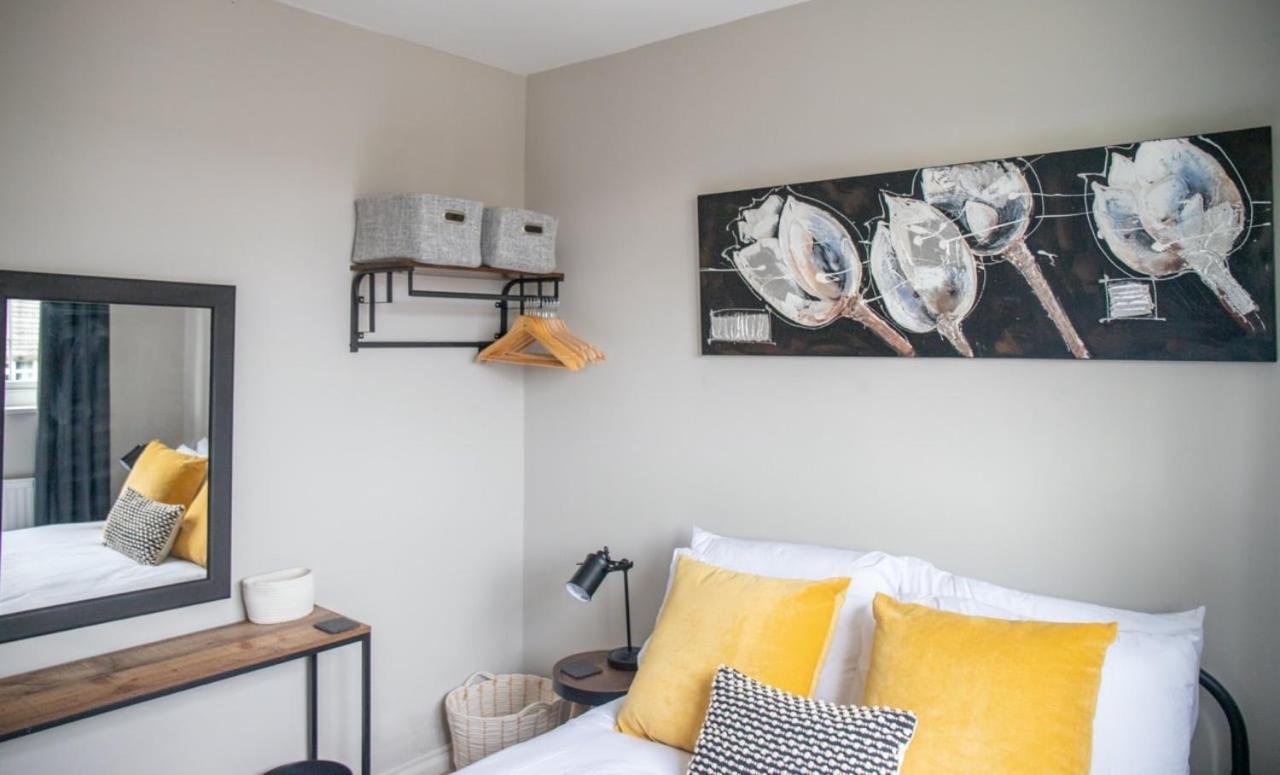Guestready - Homely Leeds City Apartment Sleep 4 Meanwood Eksteriør billede