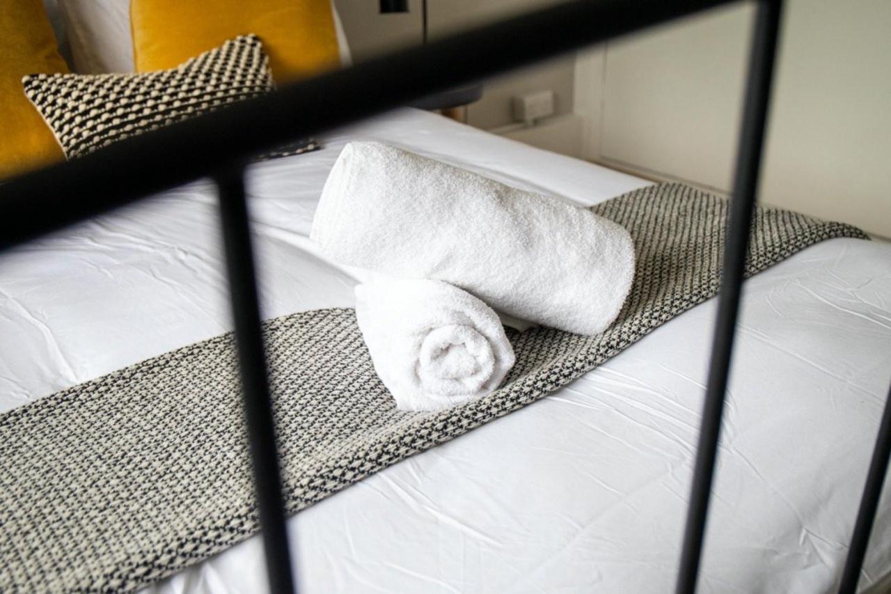 Guestready - Homely Leeds City Apartment Sleep 4 Meanwood Eksteriør billede